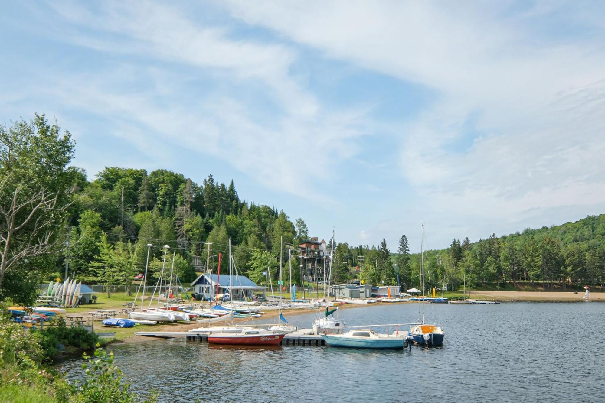 Les Lofts Du Lac Des Sables By Kasania Sainte-Agathe-des-Monts Exterior foto